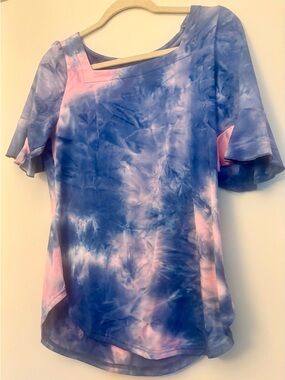 Tie-Dye Short Sleeve Women's Blouse in Blue & Pink